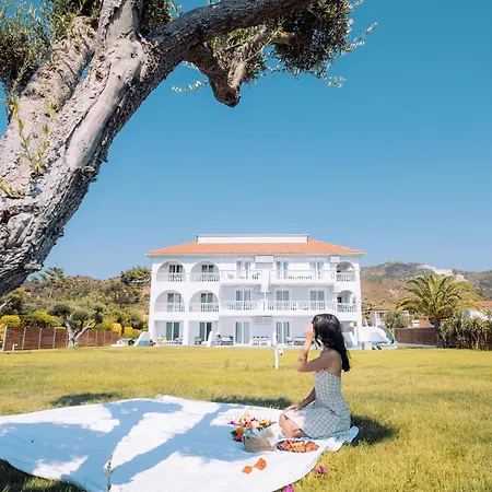 Meandros Boutique & - Adults Only Otel Kalamákion